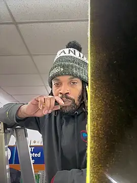 1BeautyN1Beast online show from January 2026 04:45:01 PM