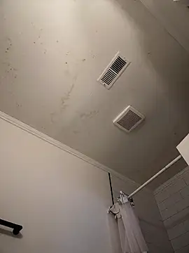 1BeautyN1Beast online show from January 2026 06:36:02 PM