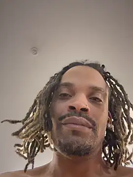 1BeautyN1Beast online show from December 2025 01:44:01 AM