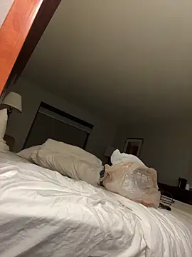 1BeautyN1Beast online show from November 2025 01:44:02 AM