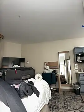 1BeautyN1Beast online show from February 2026 12:58:02 PM