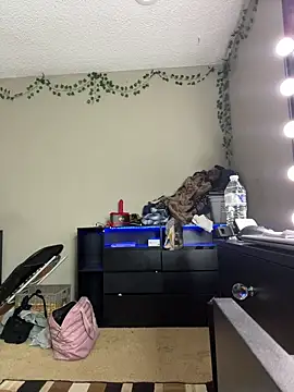 Shuggabutt online show from January 2025 01:20:02 PM