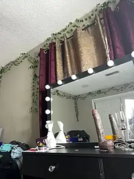 Shuggabutt online show from January 2025 05:02:02 PM