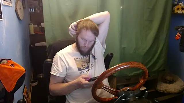 Snapshot of long_thinmint86 chatting on January 2025 01:28:01 PM long thinmint86 online show from January 2025 01:28:01 PM