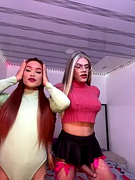 big girl21cm online show from December 2025 01:49:02 PM