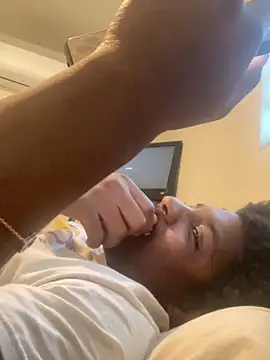 Snapshot of gaimov3r2024 chatting on November 2025 10:24:01 PM gaimov3r2024 online show from November 2025 10:24:01 PM