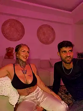 Snapshot of YourMommyBlair chatting on February 2026 05:34:01 PM YourMommyBlair online show from February 2026 05:34:01 PM