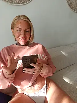 YourMommyBlair online show from March 2026 06:11:02 AM