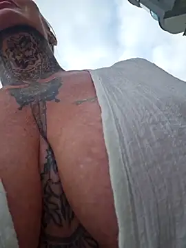 Snapshot of YourMommyBlair chatting on March 2025 06:50:02 AM YourMommyBlair online show from March 2025 06:50:02 AM