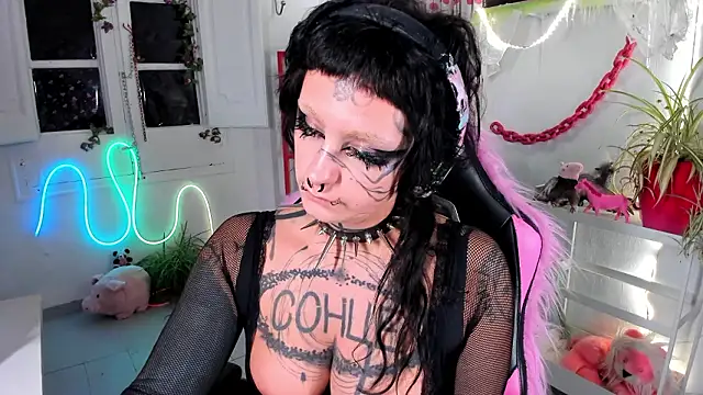 lady sontse  online show from January 2026 09:29:01 PM