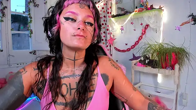 lady sontse  online show from July 2026 07:25:01 PM