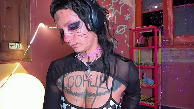 Snapshot of lady_sontse_ chatting on November 2025 07:29:01 PM lady sontse online show from November 2025 07:29:01 PM