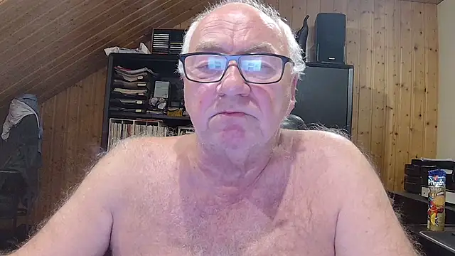 Snapshot of biggandybig chatting on May 2026 11:26:02 PM biggandybig online show from May 2026 11:26:02 PM