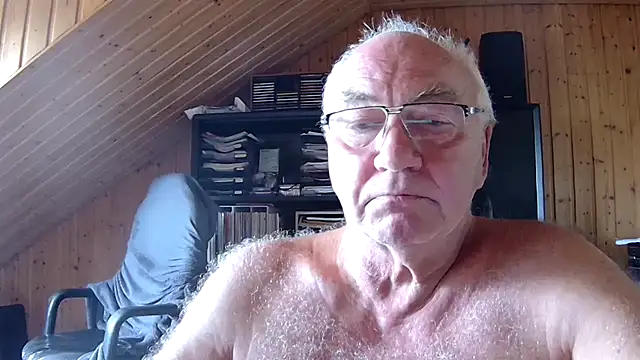Snapshot of biggandybig chatting on June 2026 08:43:02 AM biggandybig online show from June 2026 08:43:02 AM
