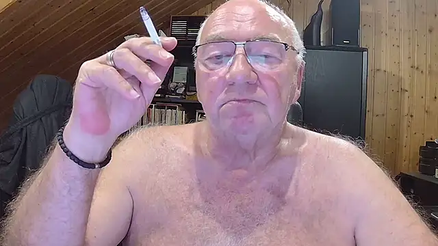 Snapshot of biggandybig chatting on June 2026 09:58:01 PM biggandybig online show from June 2026 09:58:01 PM