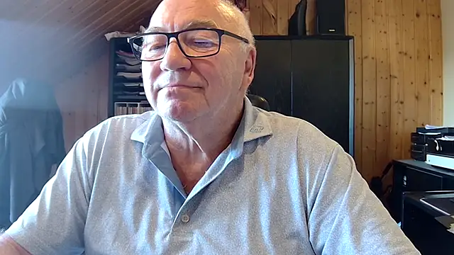 Snapshot of biggandybig chatting on May 2026 08:01:01 AM biggandybig online show from May 2026 08:01:01 AM