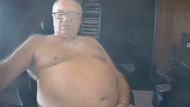 biggandybig online show from November 2025 12:49:01 PM