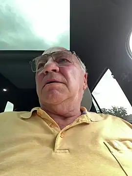 Snapshot of biggandybig chatting on June 2026 11:15:01 AM biggandybig online show from June 2026 11:15:01 AM