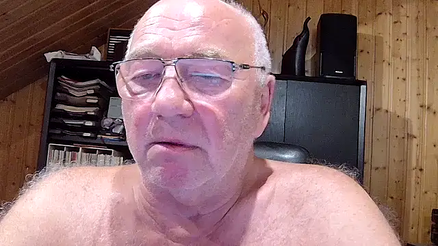 Snapshot of biggandybig chatting on July 2026 09:33:01 PM biggandybig online show from July 2026 09:33:01 PM