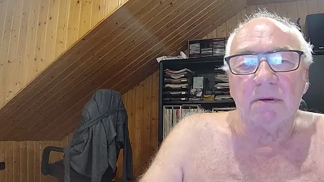 Snapshot of biggandybig chatting on May 2026 08:31:02 PM biggandybig online show from May 2026 08:31:02 PM