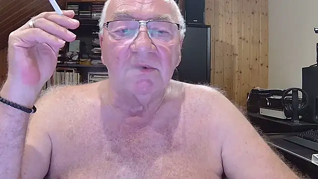 Snapshot of biggandybig chatting on June 2026 10:03:02 PM biggandybig online show from June 2026 10:03:02 PM