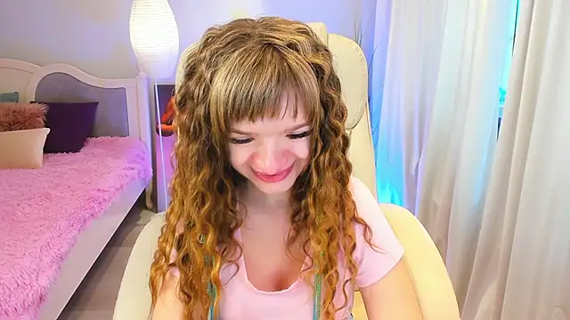 Snapshot of Eva_Rosec chatting on February 2025 07:07:01 AM Eva Rosec online show from February 2025 07:07:01 AM