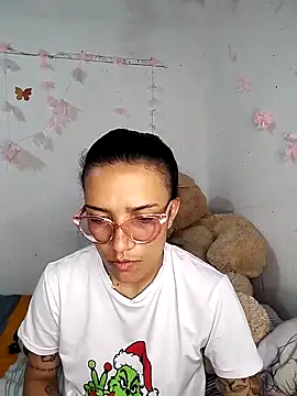 Yaumiko online show from February 2026 11:28:01 AM