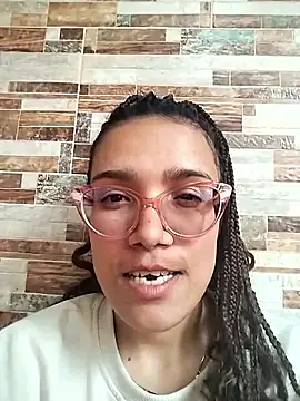 Yaumiko online show from January 2026 12:44:02 PM