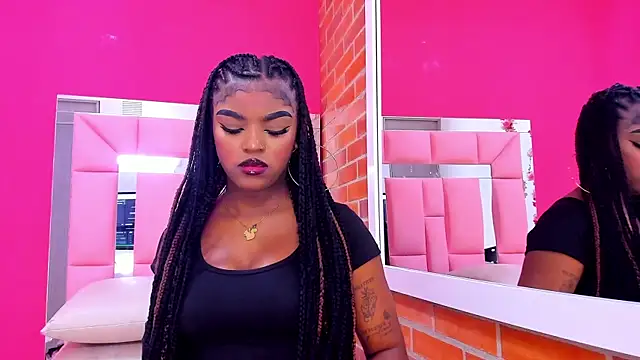 Snapshot of malu_horny_69 chatting on December 2024 07:25:02 PM malu horny 69 online show from December 2024 07:25:02 PM