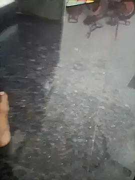 Snapshot of princeblore chatting on January 2025 05:48:01 PM princeblore online show from January 2025 05:48:01 PM