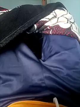 Snapshot of princeblore chatting on December 2025 10:08:02 AM princeblore online show from December 2025 10:08:02 AM