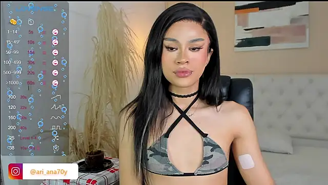 LOISE-XX online show from November 2025 06:57:02 AM