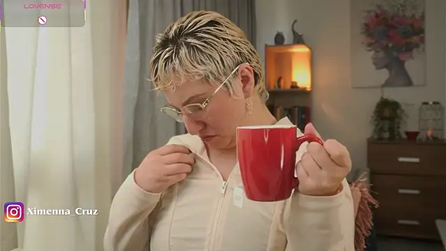 Ximenna Cruz online show from January 2026 12:22:01 PM