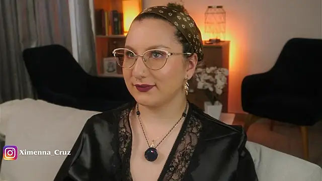 Ximenna Cruz online show from March 2026 05:51:02 PM