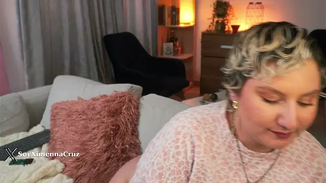 Ximenna Cruz online show from March 2026 09:48:01 PM