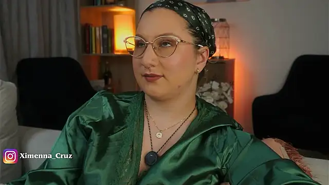 Ximenna Cruz online show from March 2026 12:33:02 PM