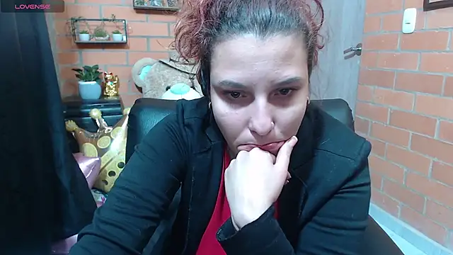 alexia 87 online show from October 2025 12:14:02 AM