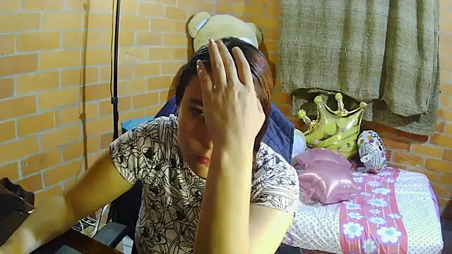 alexia 87 online show from October 2025 02:56:01 AM