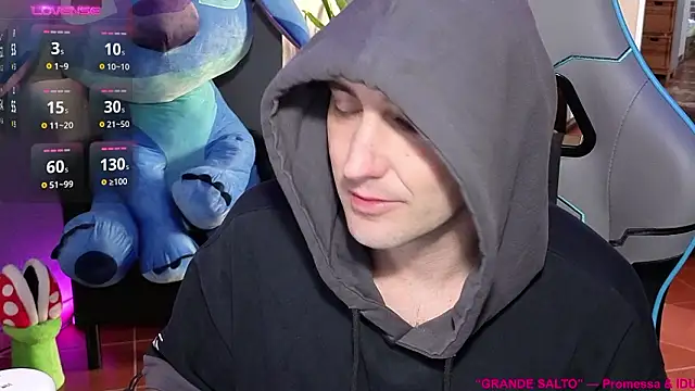 Gil gamesh90 online show from March 2026 06:25:01 AM