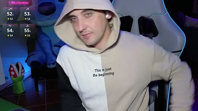 Gil gamesh90 online show from October 2025 07:48:01 PM