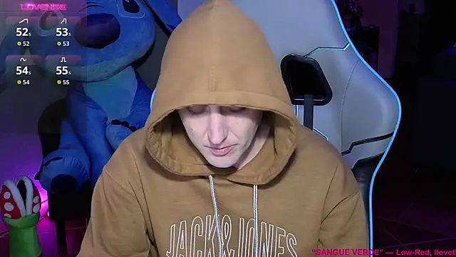 Gil gamesh90 online show from March 2026 06:28:02 PM