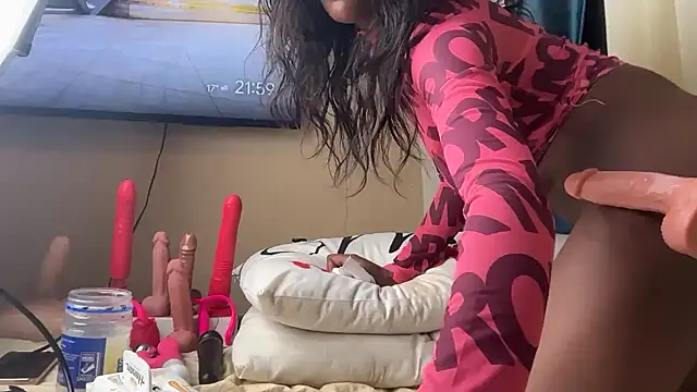 SexyAudreyFuck online show from May 2026 05:00:01 AM