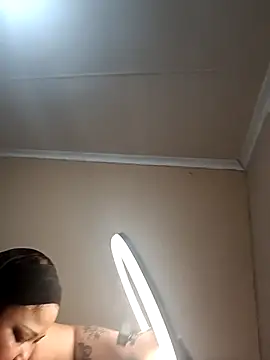 XXSEXYBBW94 online show from November 2025 03:10:01 AM