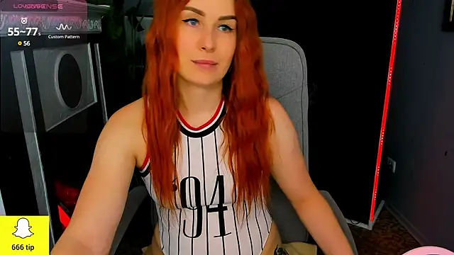 YrKiraXO online show from February 2025 07:11:02 AM