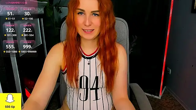 YrKiraXO online show from February 2025 10:15:02 AM