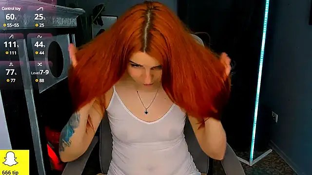 YrKiraXO online show from March 2025 06:52:01 AM