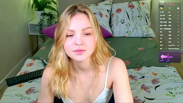 Snapshot of stay_with_alice chatting on November 2025 03:15:02 PM stay with alice online show from November 2025 03:15:02 PM