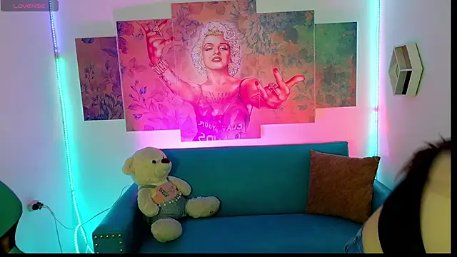 conniejames m online show from May 2026 11:35:02 PM