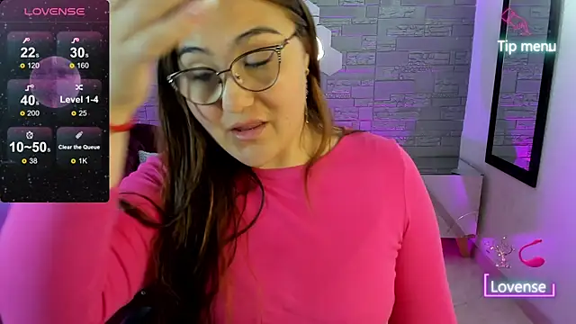 conniejames m online show from December 2025 12:21:02 PM