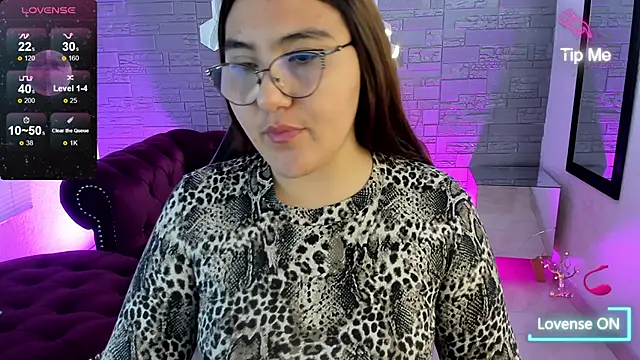 conniejames m online show from November 2025 12:37:02 PM